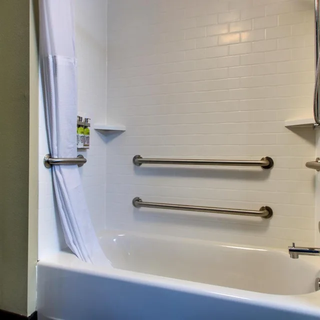 جناح بسريرين كوين لذوي الإعاقة، Staybridge Suites ROCK HILL 3/3