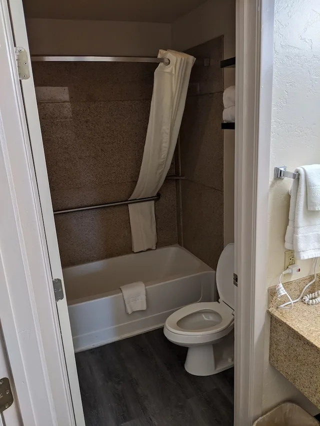 غرفة قياسية بسريرين كوين، Atrium Inn Fort Stockton 10/10