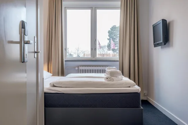 غرفة بسرير كوين، Copenhagen Go Hotel 2/4