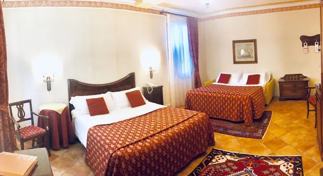 فيلا ديلوكس رباعية بسرير مزدوج مع أريكة، Villa Fiorita Hotel 1/3