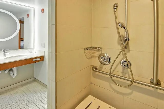 استوديو بسرير كينج لذوي الإعاقة، Springhill Suites By Marriott Columbia 1/2