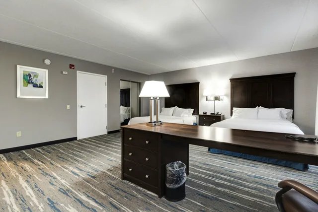 استوديو بسريرين كوين لذوي الإعاقة، Hampton Inn Suites By Hilton Brantford 2/5