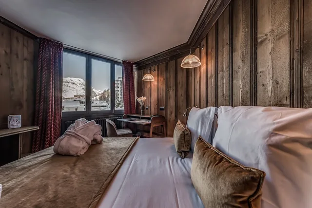 Standard, Twin Beds, LE VAL D'ISERE 1/2