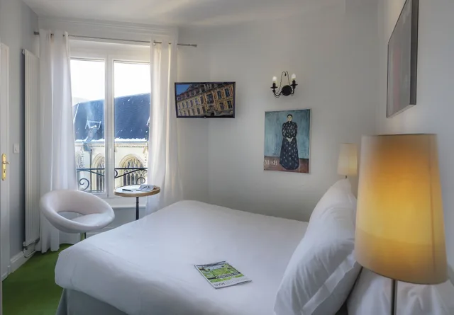 Classic, Double Bed, Hotel Brueghel 5/10