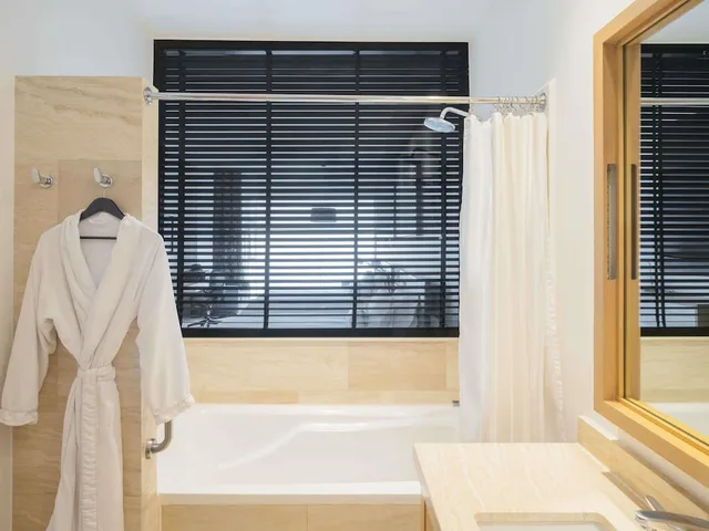 Deluxe, 2 Queen Beds, High Floor, The Paragon Hotel Mexico City Santa Fe by Accor 7/8