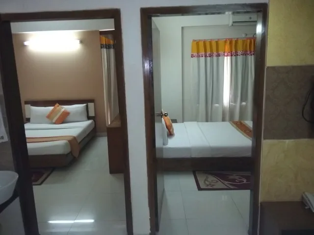 Super, Deluxe, Triple, 1 Double and 1 Single Bed، Naas Serviced Apartments 2/4