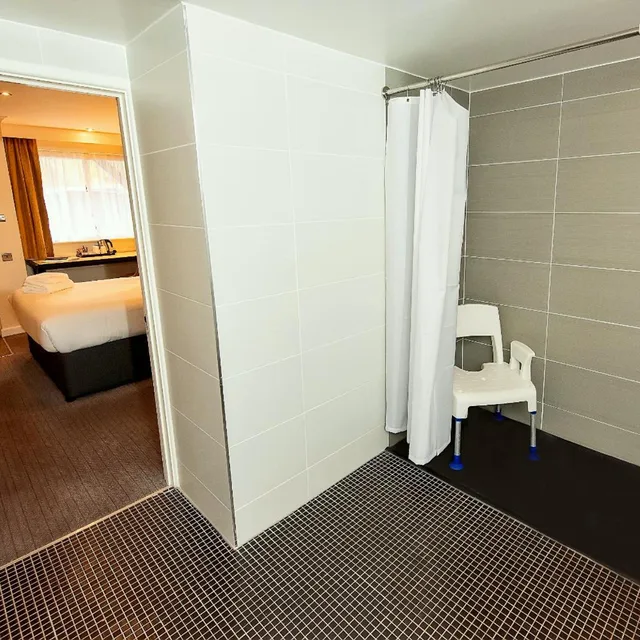 غرفة بسرير مزدوج لذوي الإعاقة، New Place 6/6