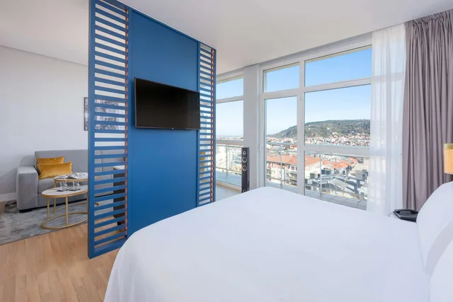 جناح جونيور بشرفة، Hotel San Sebastian Orly, Affiliated by Melia 3/8
