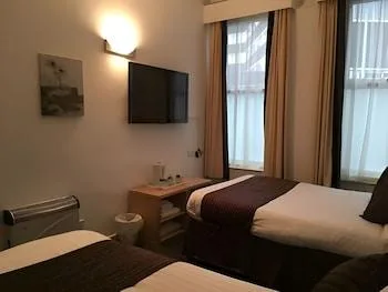 جناح عائلي بسريرين مزدوجين، Lord Nelson Hotel 1/1