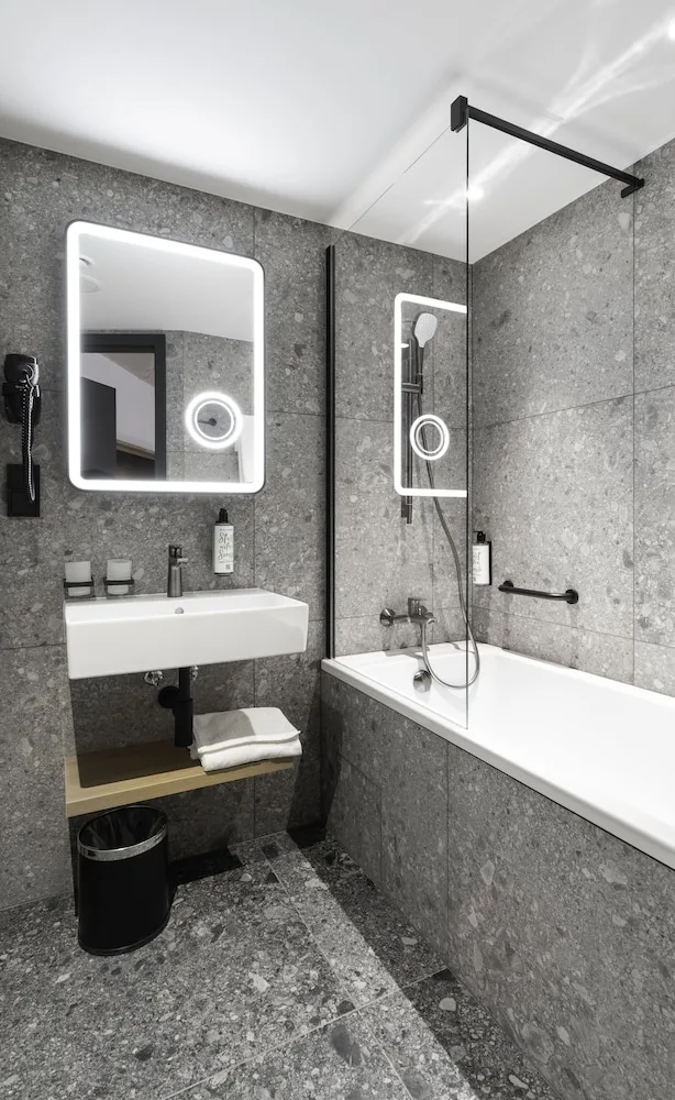 غرفة ديلوكس بسرير كوين، Qubus Hotel Katowice 6/6