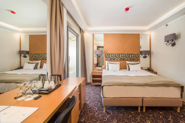 Deluxe, Double Bed, Marmara Hotel 6/10