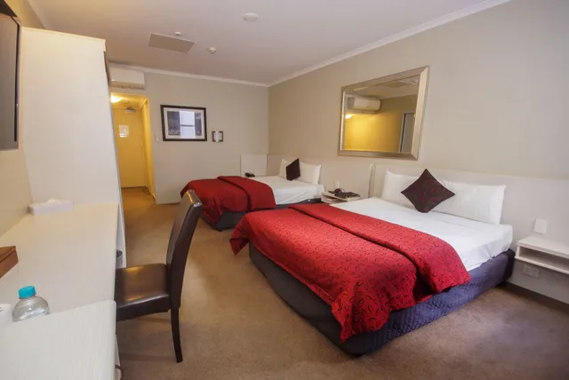 Island, Deluxe, 2 Queen Beds، ISA HOTEL 2/7
