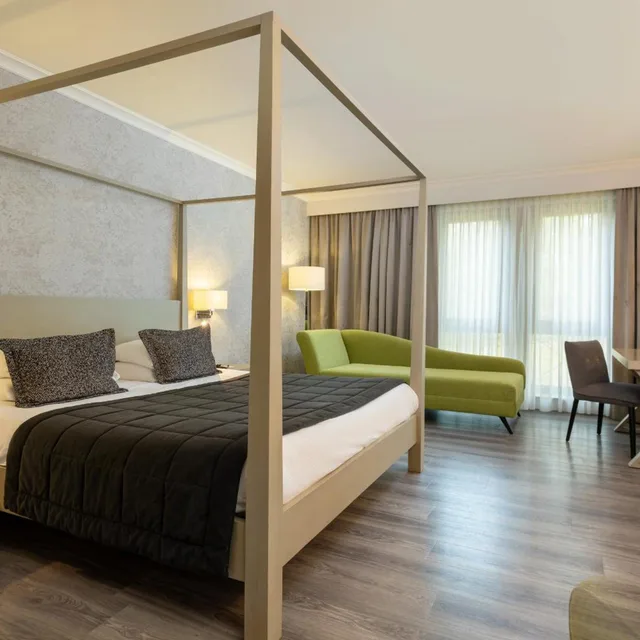 غرفة بسرير كينج، Martins Chateau Du Lac 1/10