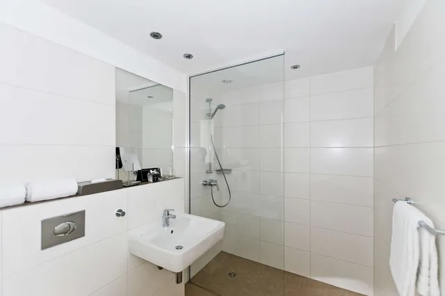 شقة سوبيريور عائلية بسرير مزدوج مع أريكة، elaya hotel stuttgart boeblingen 3/4
