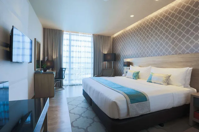 Premier, City View, Bai Hotel Cebu, WorldHotels Elite 1/5