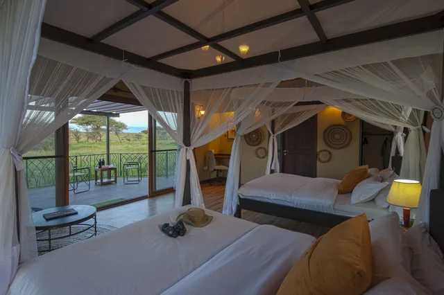 غرفة تنفيذية بسرير كوين، Serengeti Sametu Camp by Karibu Camps & Lodges 6/10