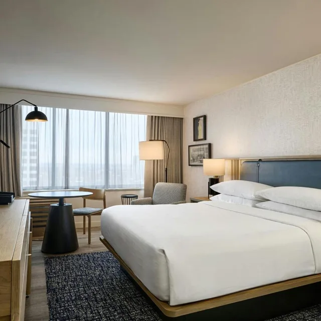 غرفة ديلوكس بسرير كينج، Sheraton Philadelphia University City 3/6