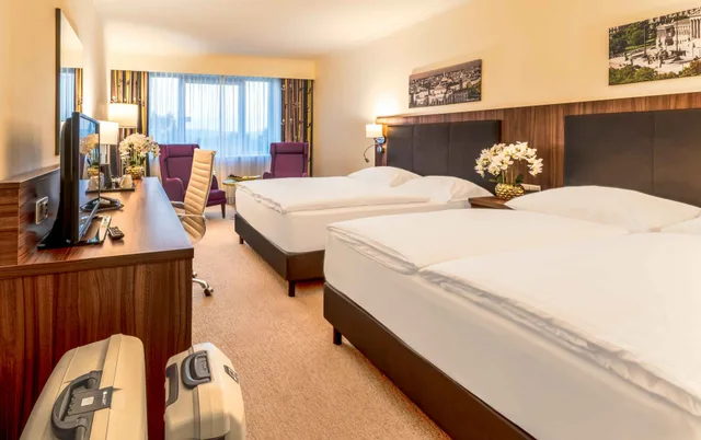 Deluxe, Family, PLAZA Premium Wien 3/8