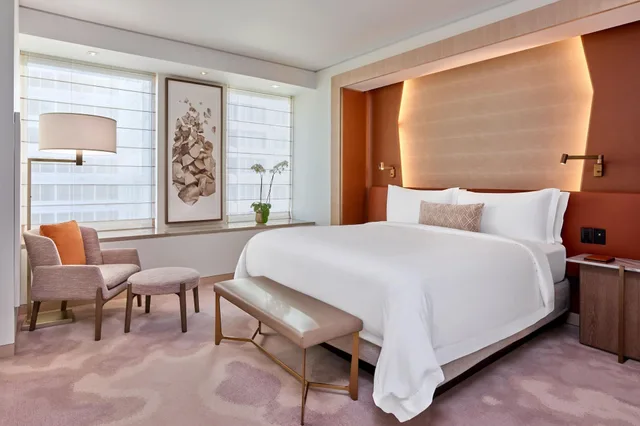 جناح بسرير كينج، The St Regis San Francisco 1/6
