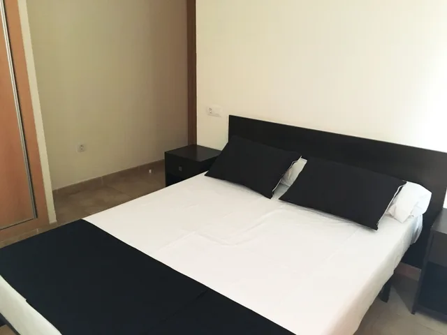 شقة أساسية بسريرين منفصلين بشرفة بغرفة نوم واحدة مع أريكة، APARTAMENTOS RESIDENCIAL DOÑA CARMEN 3000 4/10