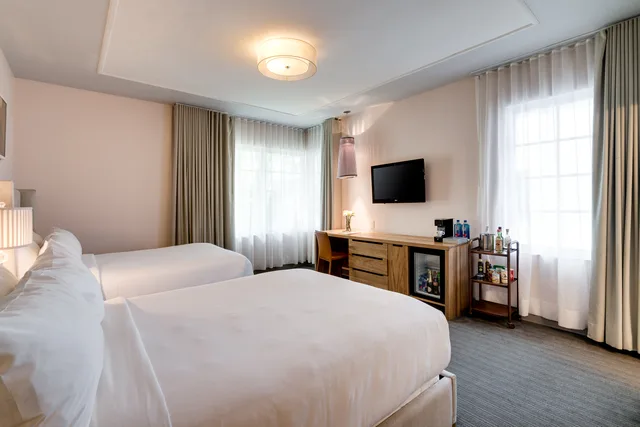 جناح جونيور بسريرين، Liberty Park Hotel South Beach 6/8
