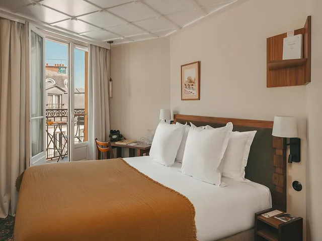 غرفة بسرير مزدوج بشرفة، Hotel du Savoir 4/10