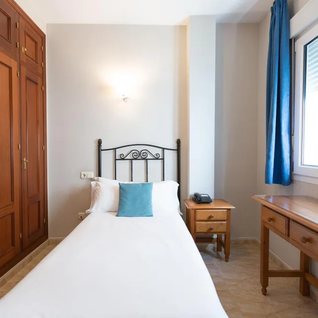 غرفة مفردة، Hotel Mediterraneo 5/10