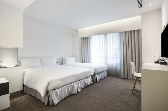 غرفة قياسية ثلاثية بسرير مزدوج وسرير فردي، CityInn Hotel Taipei Station Branch II 3/6