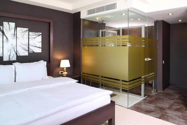 جناح، Masel Hotel 1/1