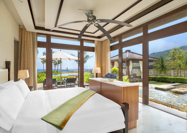 فيلا ملكية بسريرين مزدوجين بغرفتي نوم، The St Regis Sanya Yalong Bay Resort 1/2