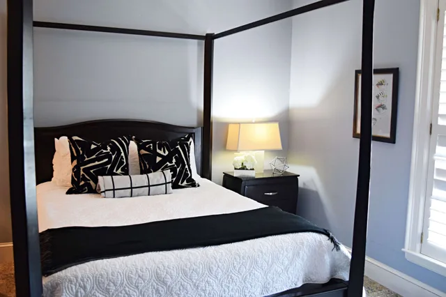 Gallery, Queen Bed, JH Adams Inn, Trademark Collection by Wyndham 1/6