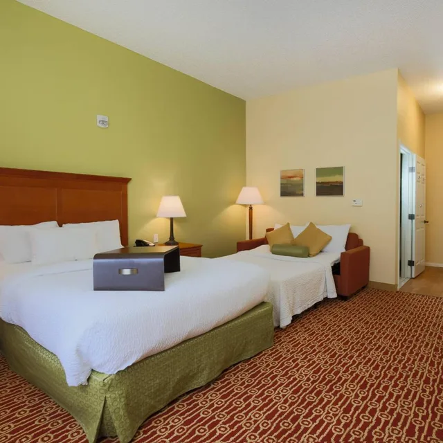 Studio 1 King Non-Private Sofa، Towneplace Suites By Marriott 1/6