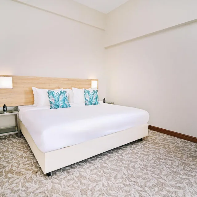 غرفة ديلوكس بسرير كينج، Kingston Hotel 10 @ Bukit Jalil 4/10