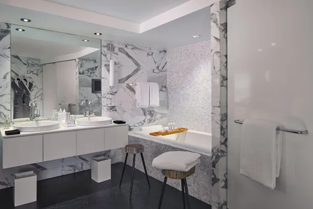 غرفة سيغنتشر بسرير كينج، Dupont Circle Hotel 2/3