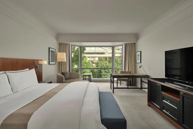 غرفة ديلوكس بسرير كينج بإطلالة، Westin Melbourne 1/10