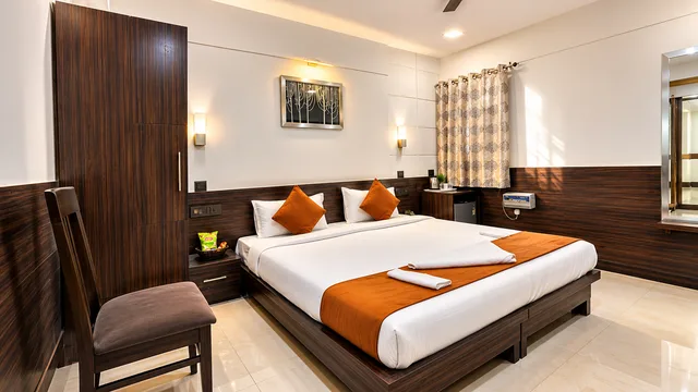Deluxe, Twin Beds, Hotel Shree Residency 1/2