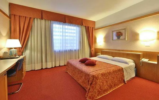 غرفة قياسية بسرير مزدوج، Bonotto Hotel Palladio 1/1