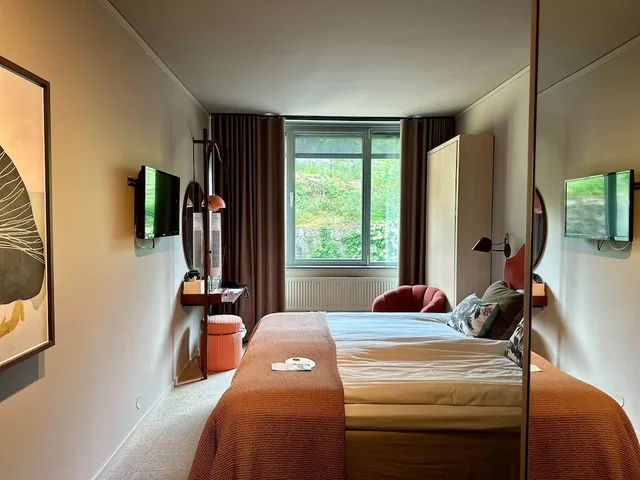 Plus, Triple, Twin Beds, Murphy Bed، Spar Majorna 1/10