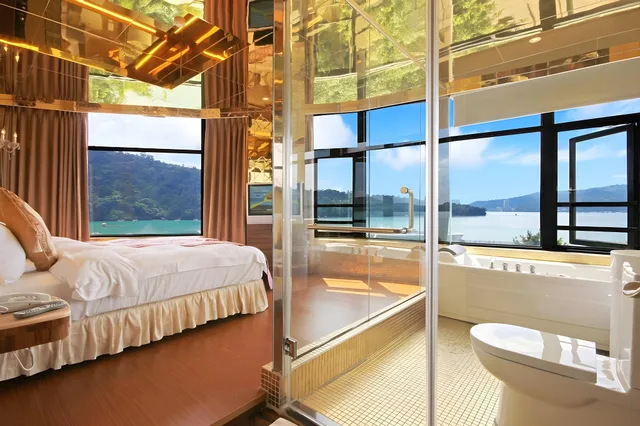 Tower, Deluxe, King Bed، Shuian Lakeside Hotel 1/2