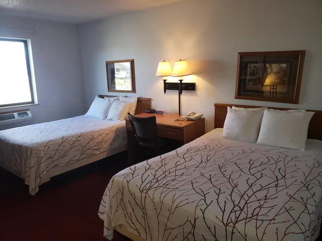 غرفة بسريرين مزدوجين، Americas Best Value Inn & Suites International Falls 5/8