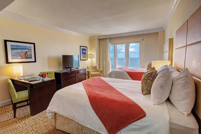 Room, 2 Double Beds, Partial Ocean View, No Balcony، Sea View Hotel 1/6