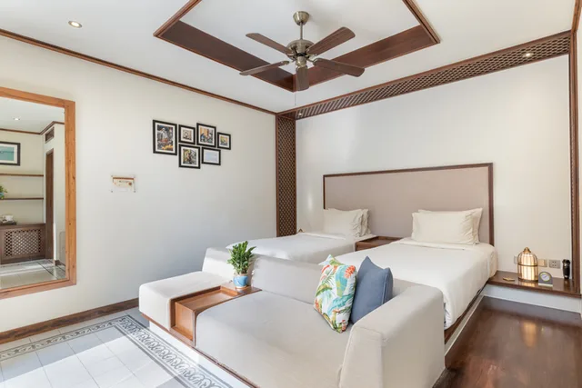 غرفة سوبيريور بإطلالة على المسبح، Almanity Hoi An Resort & Spa 1/3