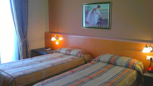 غرفة بسريرين منفصلين، Hotel Riviera 2/7