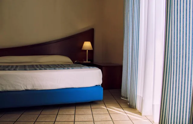 جناح، Hotel Sirenetta 8/9