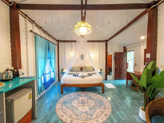 استوديو رومانسي بسرير كينج بإطلالة على البحر، Baan Haad Yao Villas 8/10
