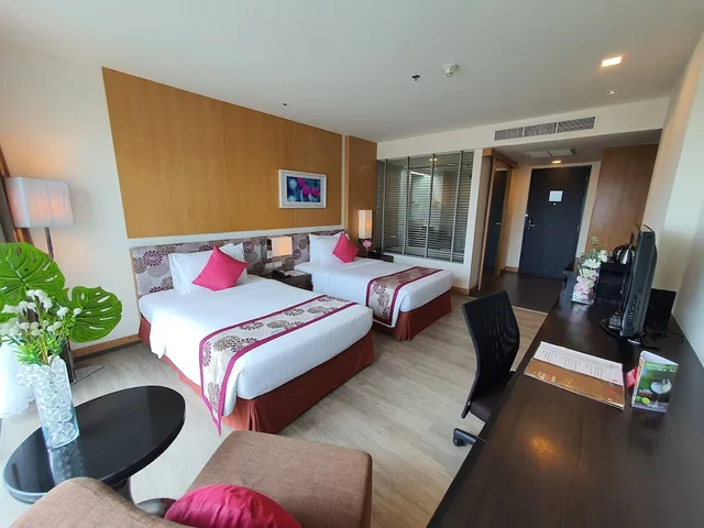 غرفة ديلوكس بسريرين منفصلين بشرفة، Amaranth Suvarnabhumi Hotel 8/20