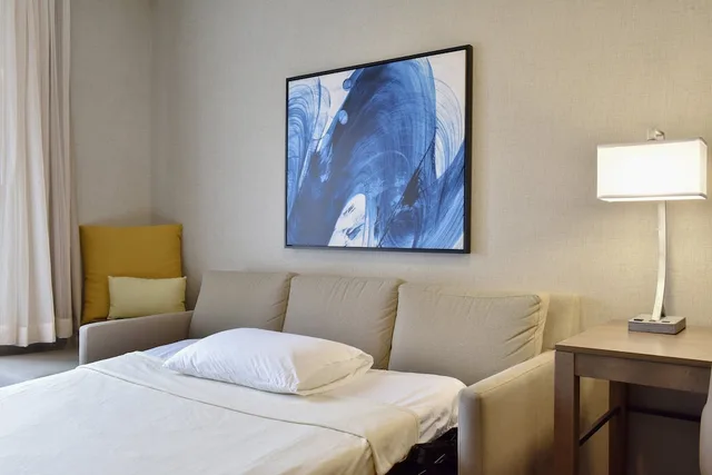 جناح بسريرين كوين بغرفة نوم واحدة بمطبخ لذوي الإعاقة، Staybridge Suites Waterloo - St. Jacobs Area 2/6