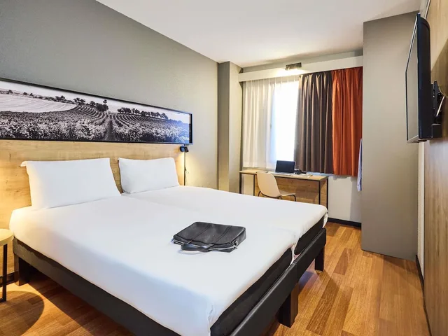 غرفة قياسية بسريرين منفصلين، Ibis Valladolid 1/10