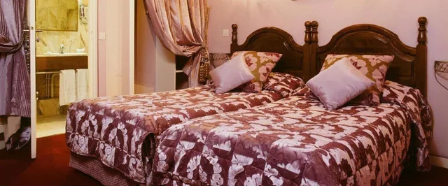 Classic, Twin Beds, Hotel des Orfevres 1/1