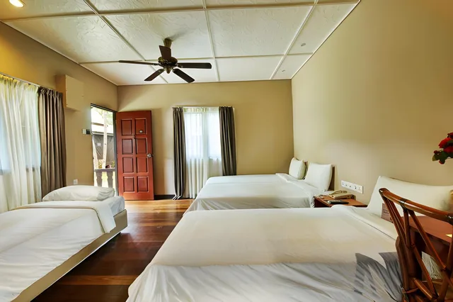 شاليه بسرير فردي بغرفتي نوم، Berjaya Tioman Resort 1/1